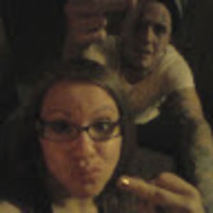 Meet your Posher, Tee